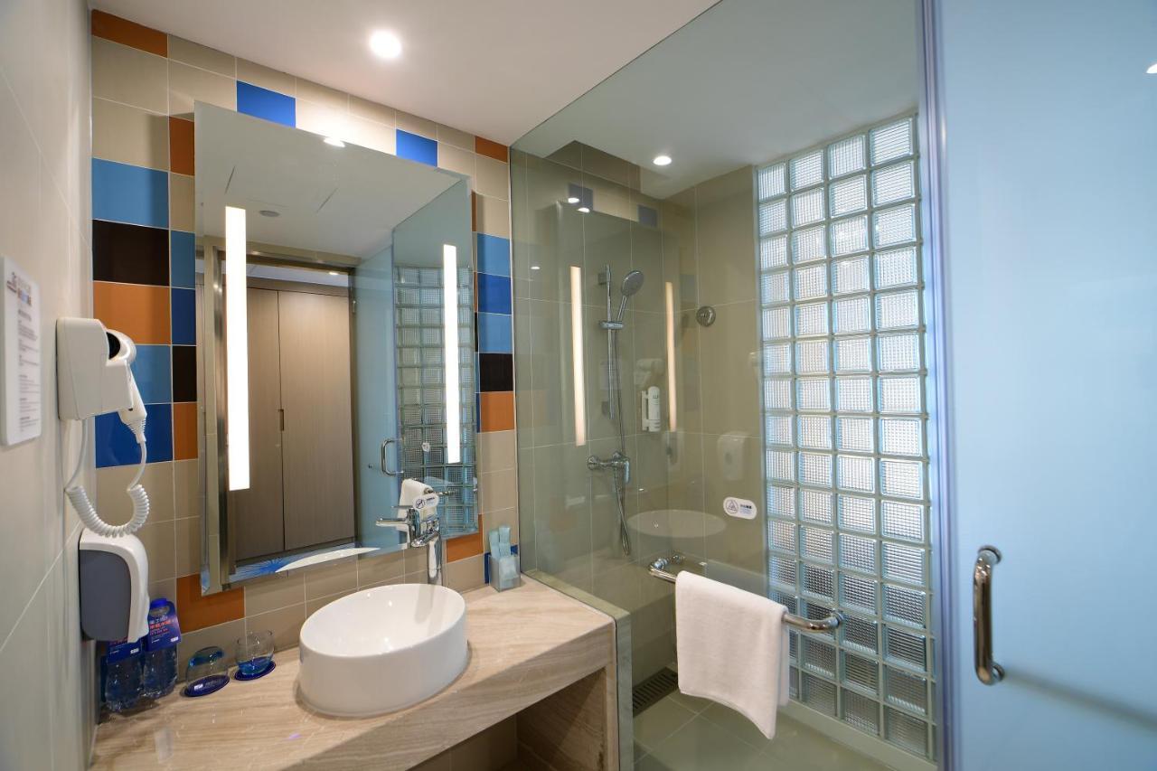 Holiday Inn Express - Liuyang Development Zone By Ihg Changsha Huanghua Airport מראה חיצוני תמונה