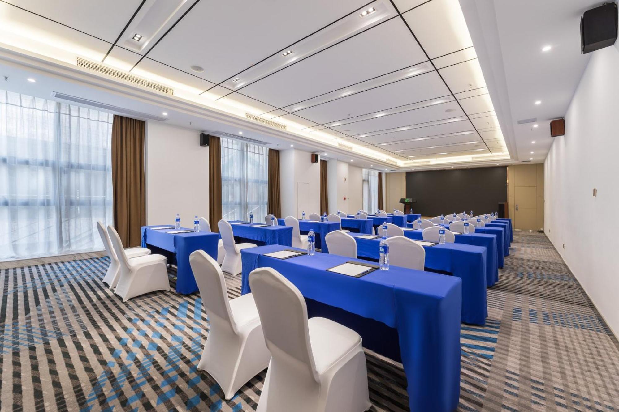 Holiday Inn Express - Liuyang Development Zone By Ihg Changsha Huanghua Airport מראה חיצוני תמונה
